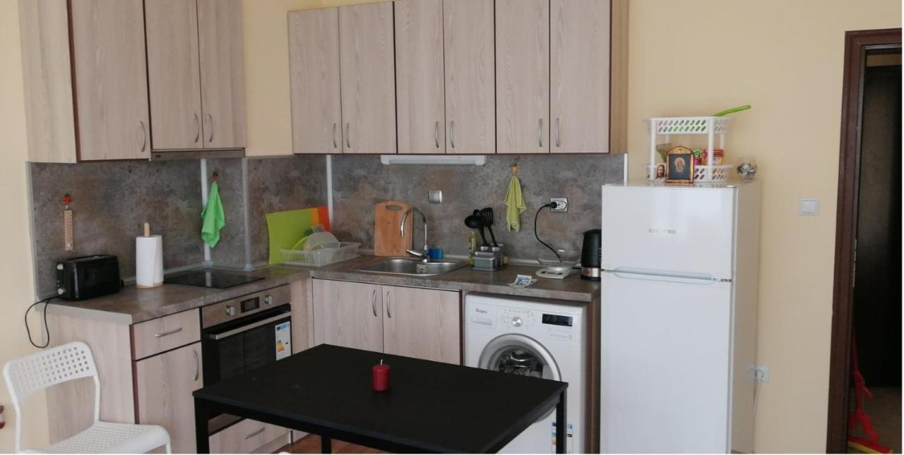Cozy Apartament Naydenov Apartment Burgas Ngoại thất bức ảnh